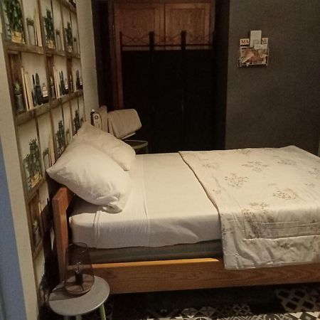 Bed and Breakfast Le Repaire Des Ecureuils Bourg-Argental Exterior foto